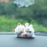Figurine chat paresseux en plastique pour voiture_5
