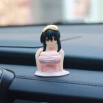 Figurine qui bouge - Poitrine de femme sexy - Style Animé Manga - Décoration pour voiture - Fait en Caoutchouc - 10.5x6.5x6.5cm_2